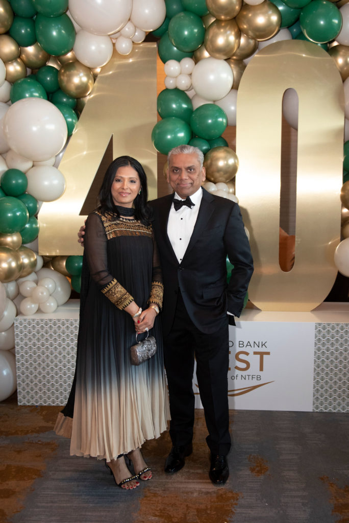  Gunjan & Anurag Jain (Photo by Tamytha Cameron   )