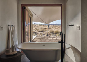 Amangiri, USA – Camp Sarika Tent 9 Bathroom