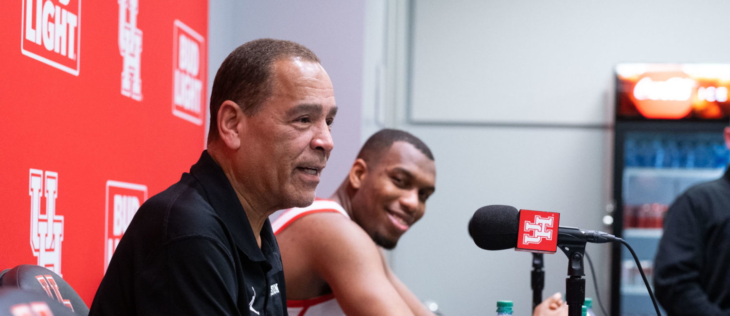 Kelvin Sampson University of Houston Cougars basketball team clinched the American Athletic Conference crown with a win over Cincinnati, 71-53 at the Fertitta Center