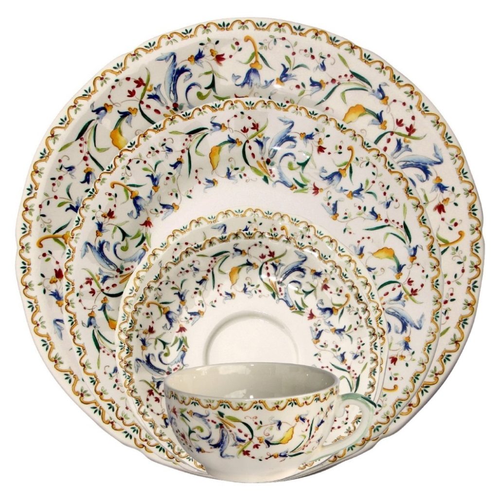 Gien Toscana Five Piece Place Setting.