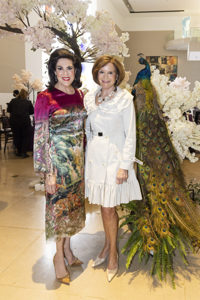 Susan Scullin, Betsy Simpson (Photo by Kim Leeson)