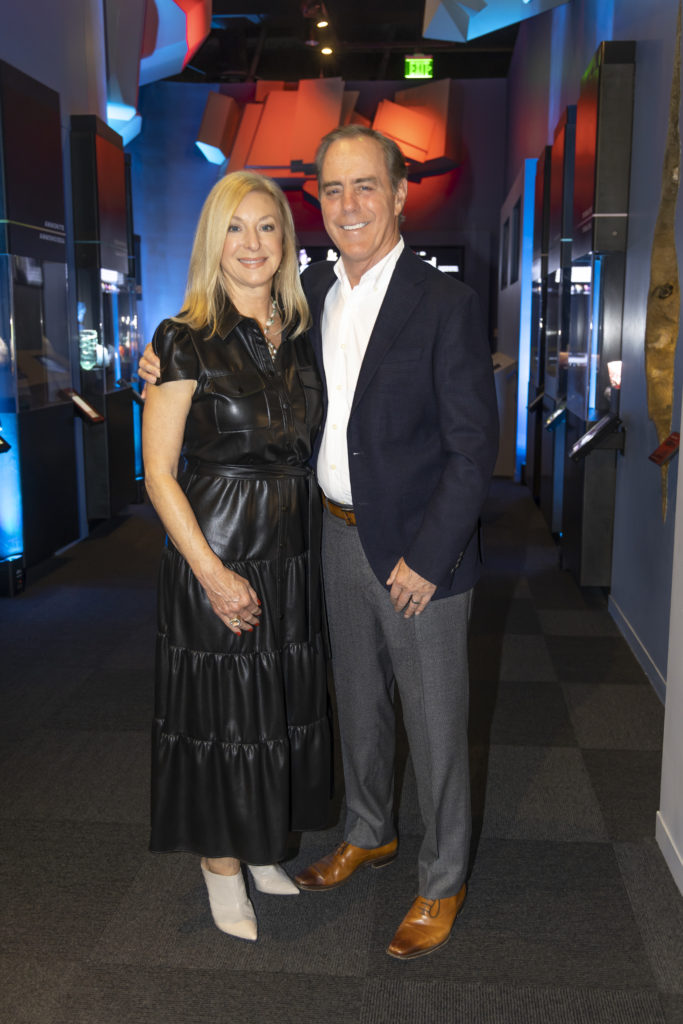 Patron Party: Kim Dale & Brad Pflueger (Photo by Kim Leeson)