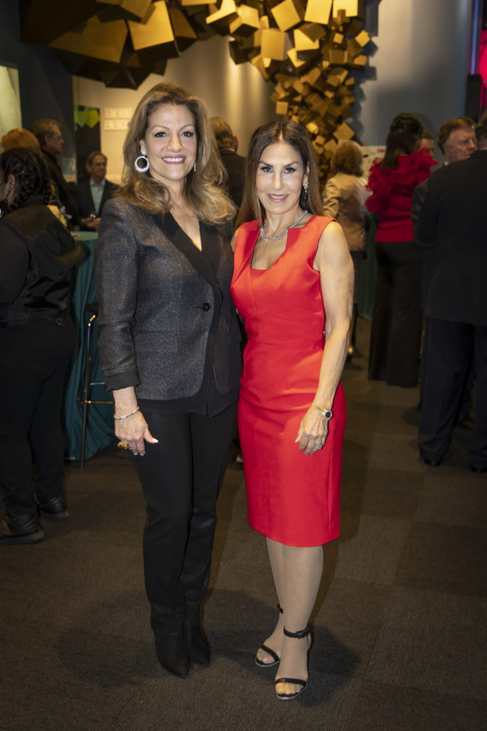 Patron Party: Lilli Braniff, Joni Krieg (Photo by Kim Leeson)