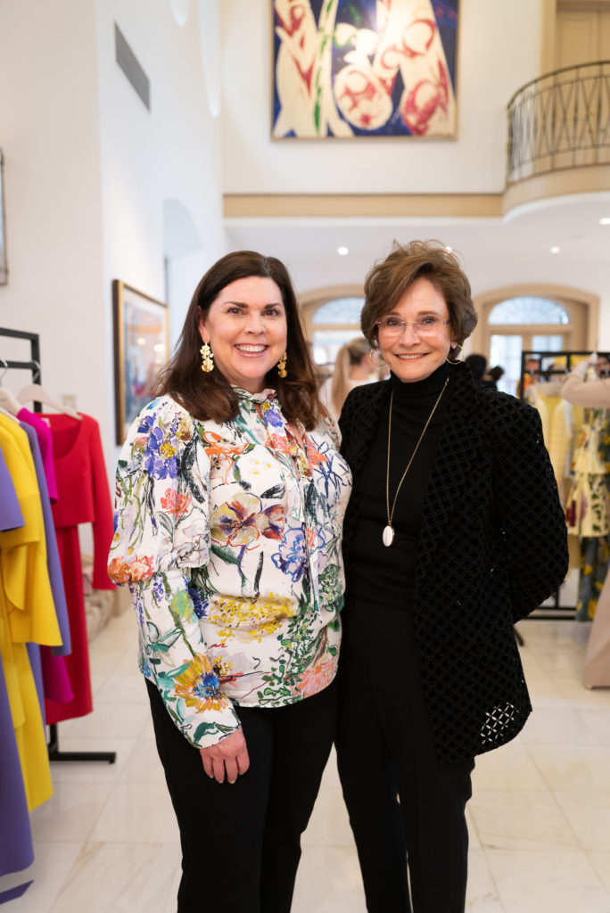 Lesha Elsenbrook, Bobbie Nau (Photo by Daniel Ortiz)