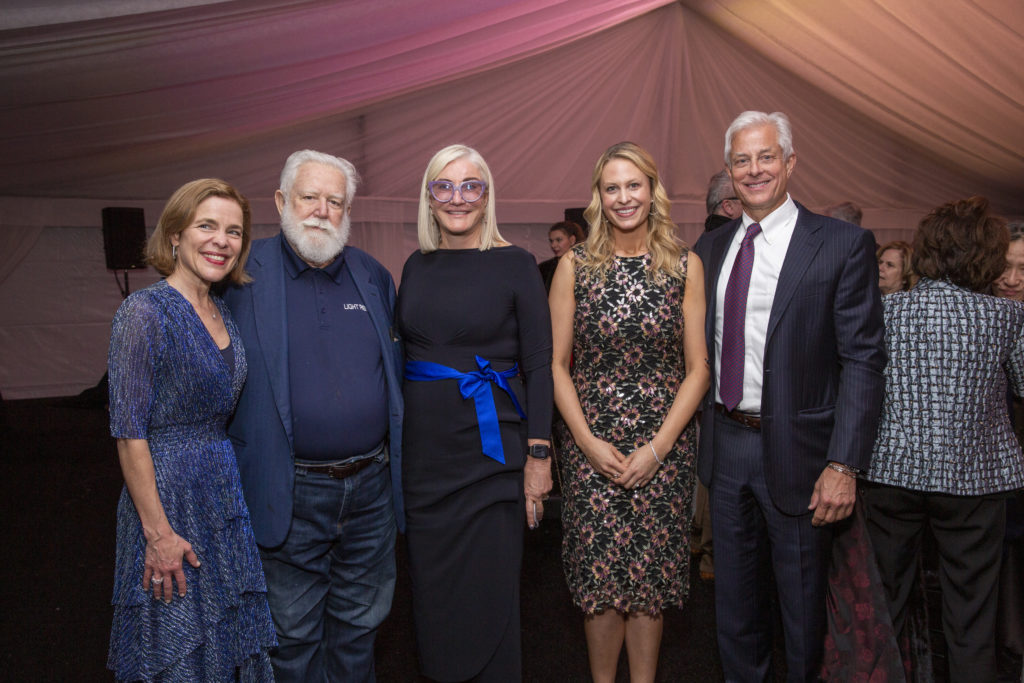 Alison Weaver, honoree James Turrell, honoree Suzanne Deal Booth, honorees Elle & Ross Moody were the main headliners at this spring's dinner for the Moody Center celebrating the center's fifth anniversary and the tenth anniversary of the James Turrell "Twilight Epiphany" Skyspace. (Photo by Jenny Antill Clifton)