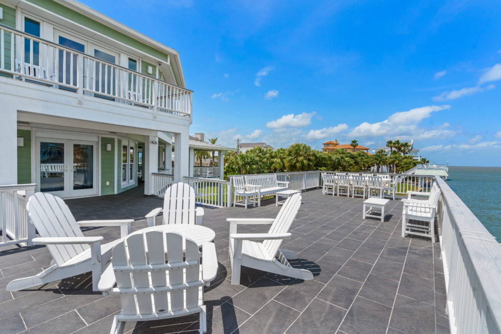  Jamaica Beach residence at 16502 Bayfront Drive (Photo by Sonya Bertolino for Douglas Elliman Realty)
