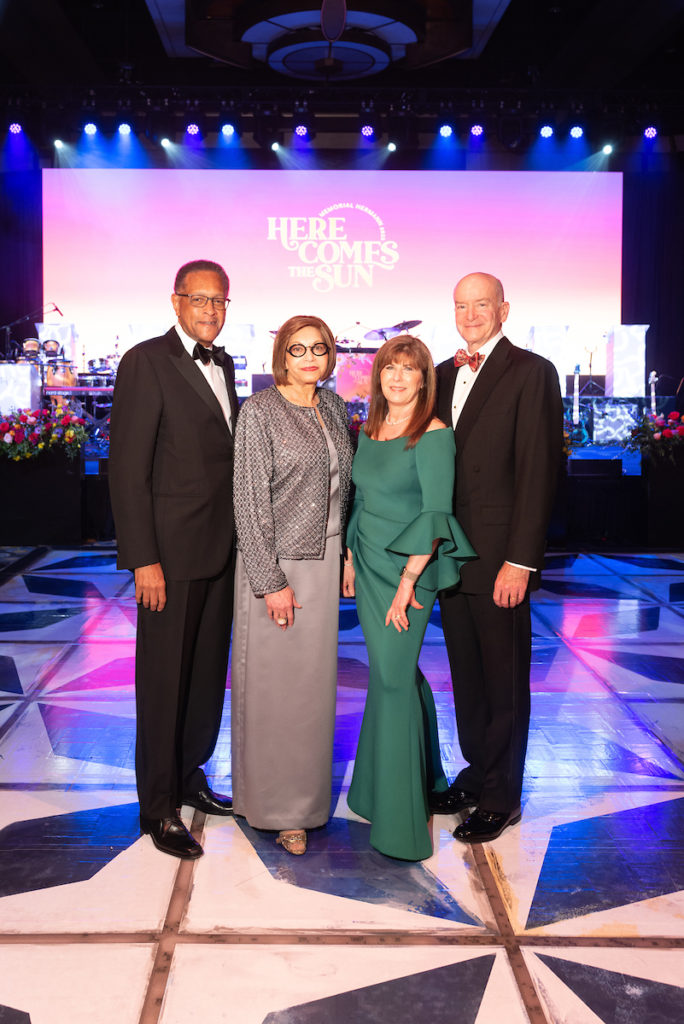 Bill & Barbara Easter, Tonya & Dr. David Callender at the Memorial Hermann gala (Photo by Daniel Ortiz)