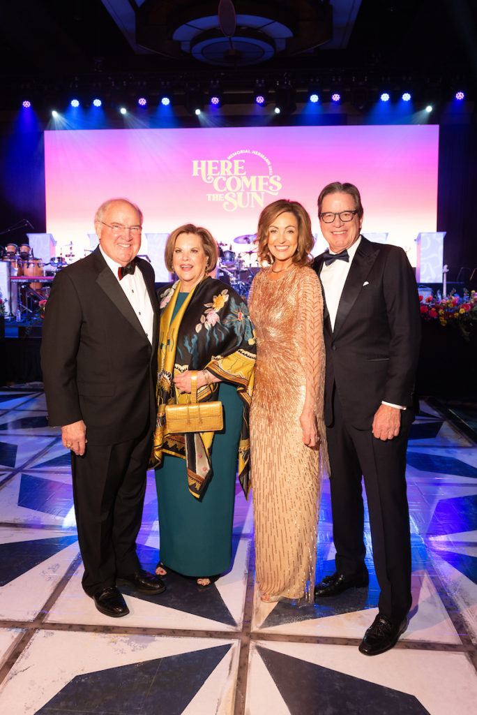 Honorees Mike & Melinda Perrin, Elizabeth & Will Galtney at the Memorial Hermann gala (Photo by Daniel Ortiz)