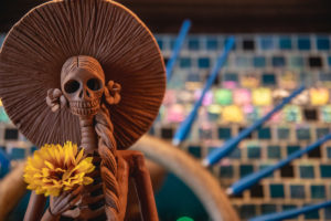 A vignette from Apatito, the speakeasy at La Mina