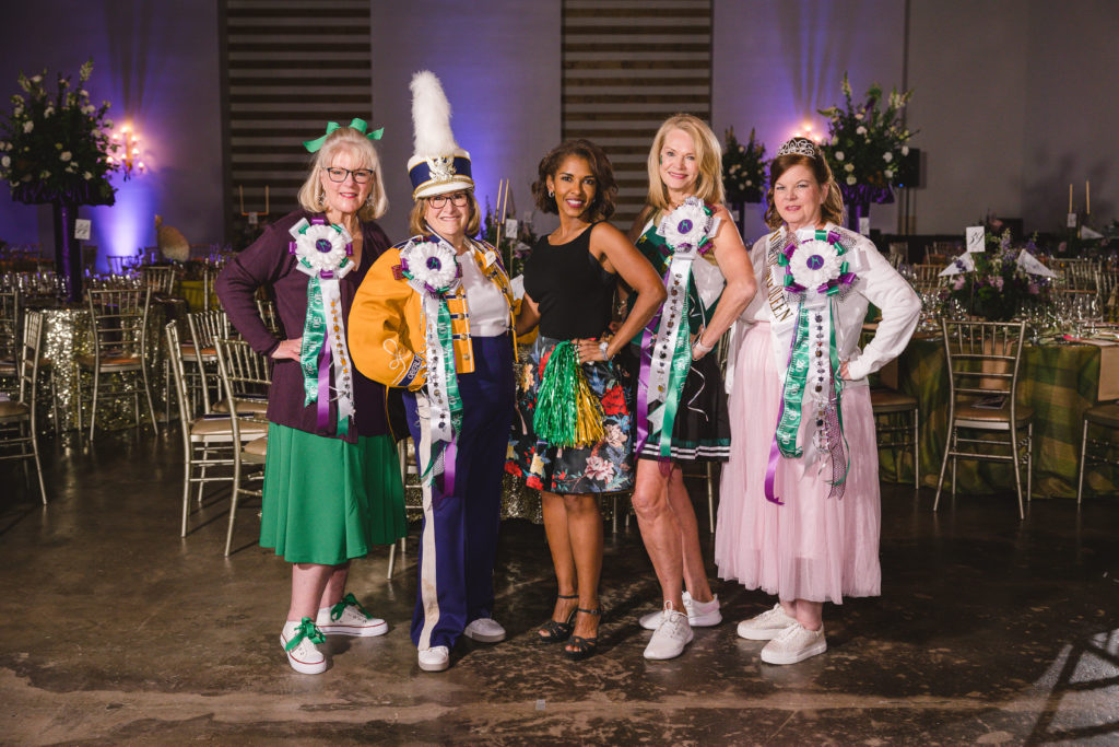 Camp for All CEO Pat Prior Sorrells, co-chair Ginger Bertrand, emcee Richelle Carey, co-chair Susan Walker, honoree Laurie Maddox at the Camp for All homecoming-themed gala (Photo by Johnny Than)