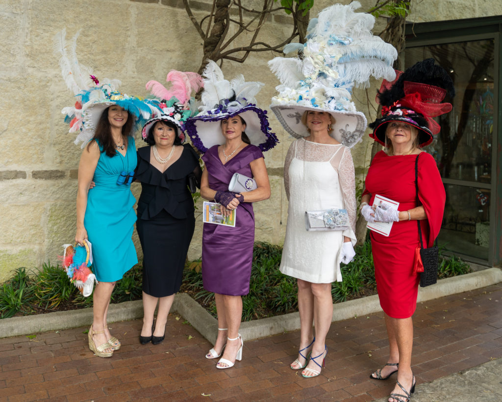 Some of the team of the winners of the Group Hat Category Best Group Hats: "Dallas Dynasty" Dallas Arboretum. Tanya Zielinski, Debbie McKeever, Beth Stark, Laura Holden, Kelly De Kort (photo courtesy Danny Campbell)