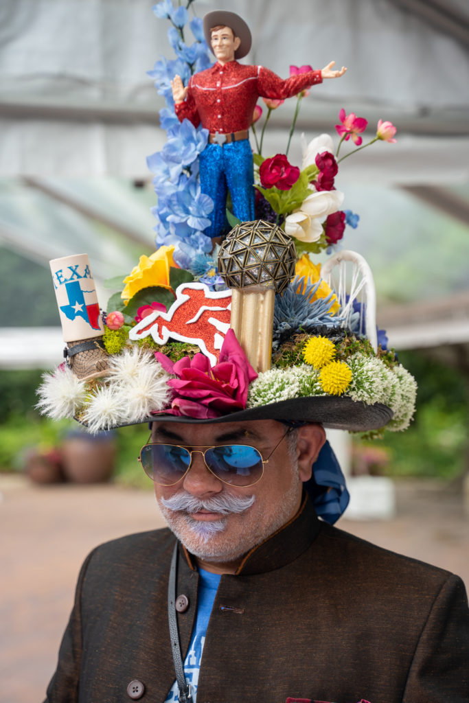 Robert Wilson, Winner: People’s Choice Award: "Deep in the Hat of Texas"
(photo courtesy Danny Campbell)