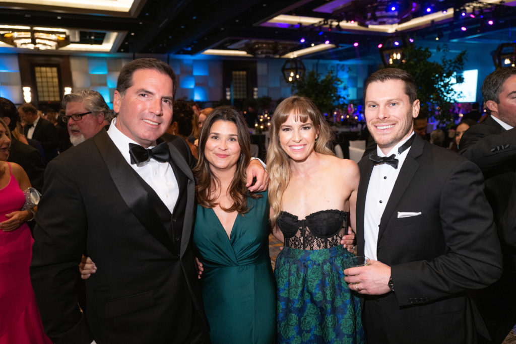 Jose & Jeanine Lozano, Kat & Kris Kindrick (Photo by Daniel Ortiz)