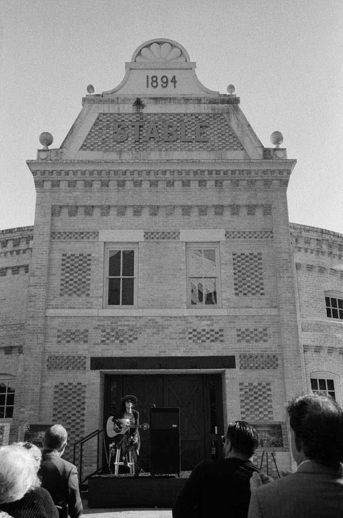 Rosie Flores at Stable Hall. (Photo by  Rahm Carrington and CJ Strehlow)
