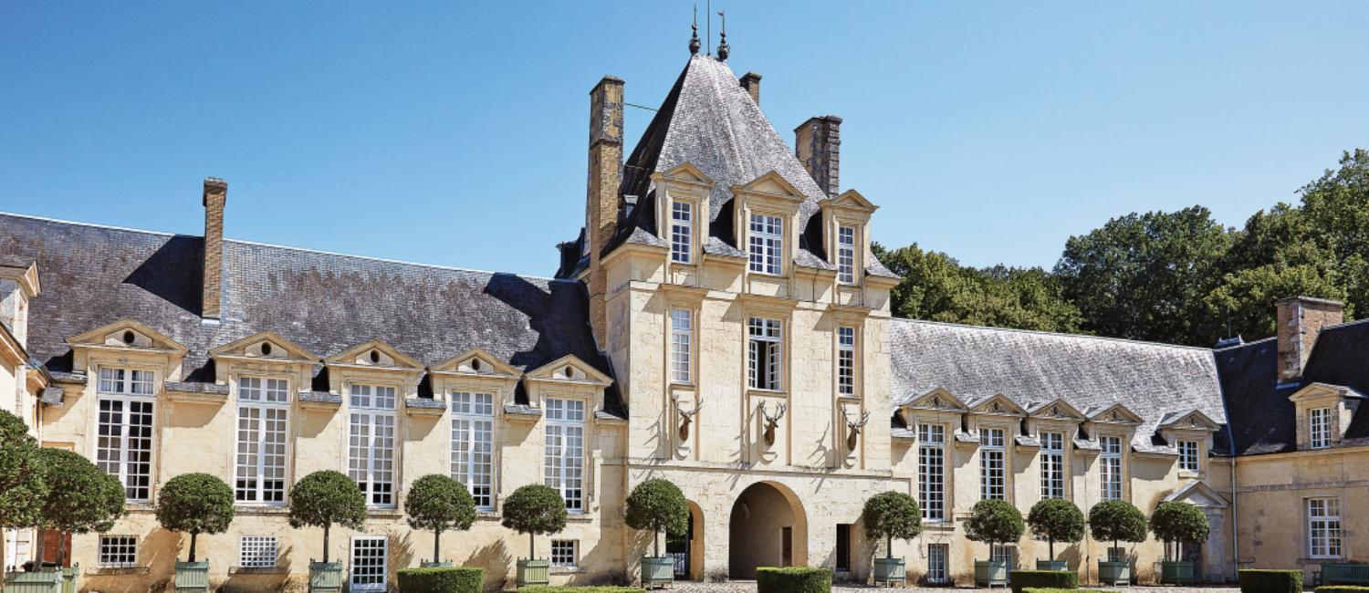 Texas Design Week Hubert de Givenchy’s Chateau du Jonchet in the Loire Valley. Illustrated talk and cocktails at Moxie.