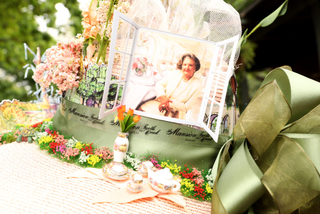 Laurie Sands Harrison’s hat close-up shows a photo of her mom and Dallas icon, Caroline Rose Hunt. (photo courtesy Rob Wythe/Wythe Portrait Studio)