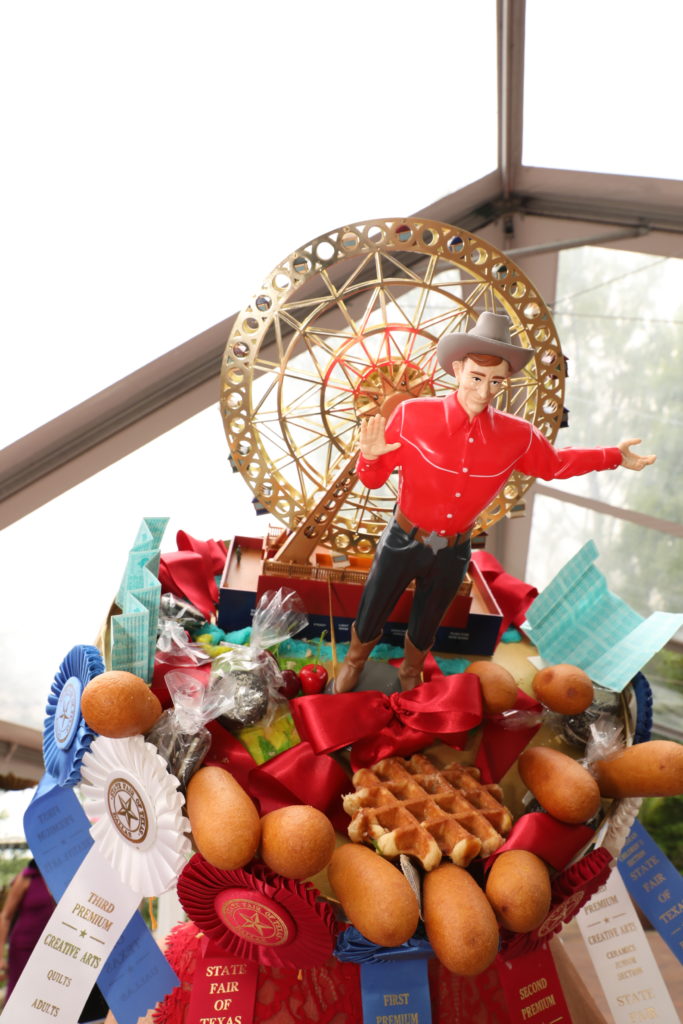 Best-Big-Over-the-Top Texas Hat: "Everything is Bigger in Texas!" Winner: Dr. Linda Burk (photo courtesy Rob Wythe/Wythe Portrait Studio)