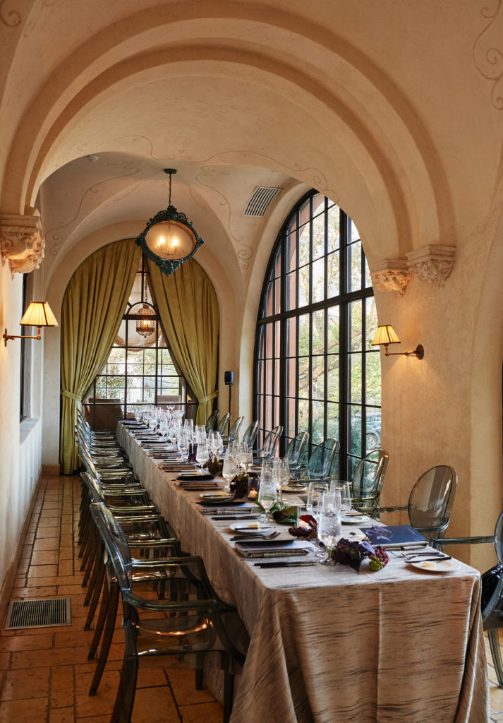 The elegant table for the 2022 NorthPark Ambassadors Dinner (Photo by Jonathan Zizzo)