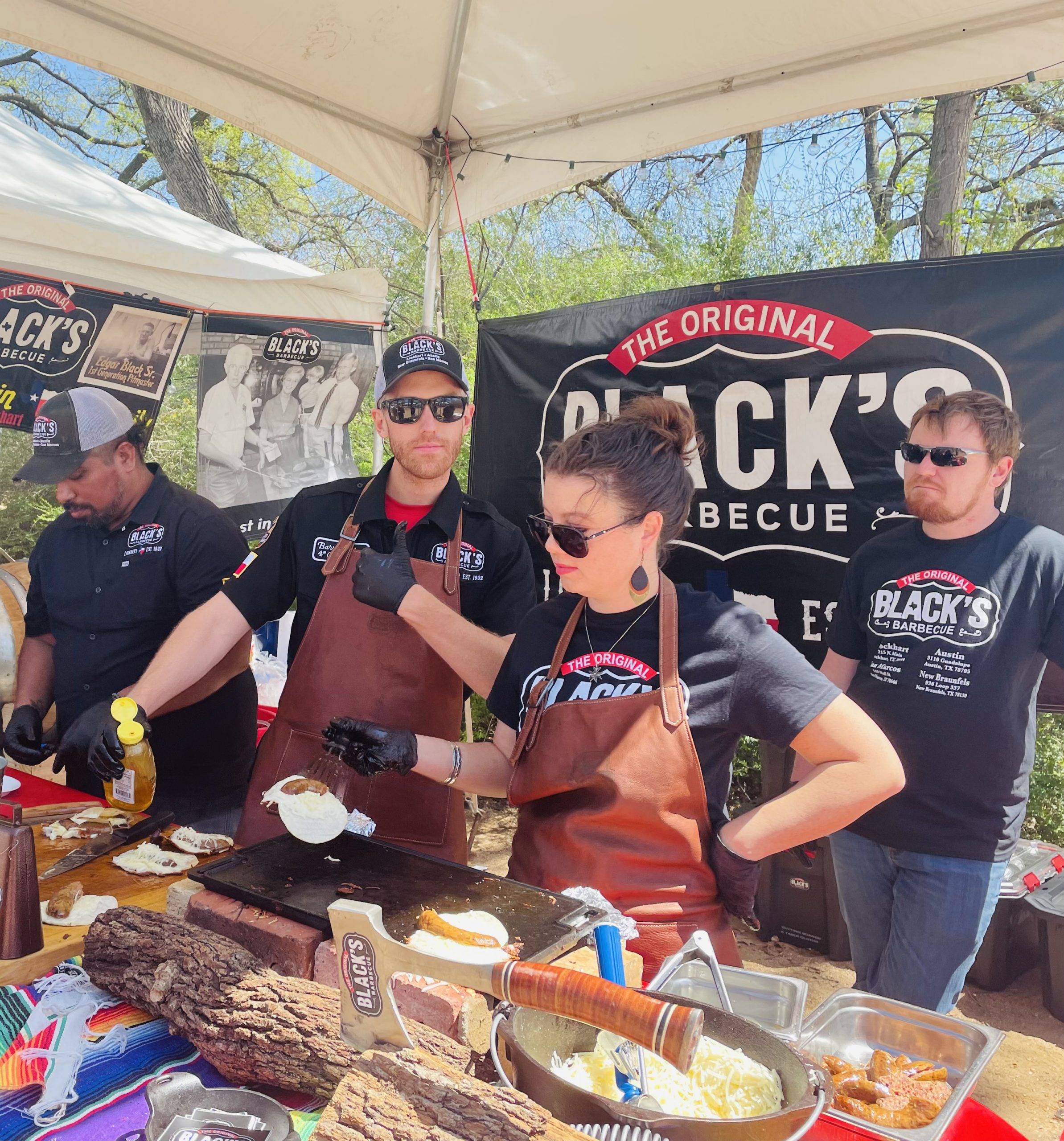 fwfwf22 – Terry Black rep’d The Original Black’s Barbeque with sausage and brisket at Ring of Fire. Photo by Courtney Dabney.