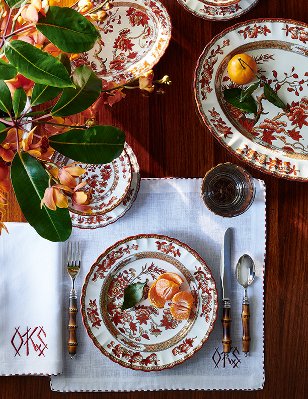 Designer Fruzsina Keehn's sets her table in Beverly Hills with Spode Indian Tree paired with Buccellati bamboo-handled Tahiti flatware.