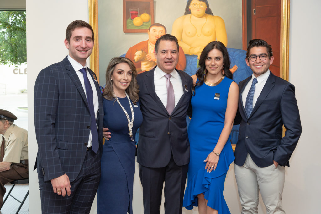 Mawi Sampogna, Liliana Molina & Mauricio Vallejo, Pamela Encinas, Jaime Obeso (Photo by Paul R. Davis)