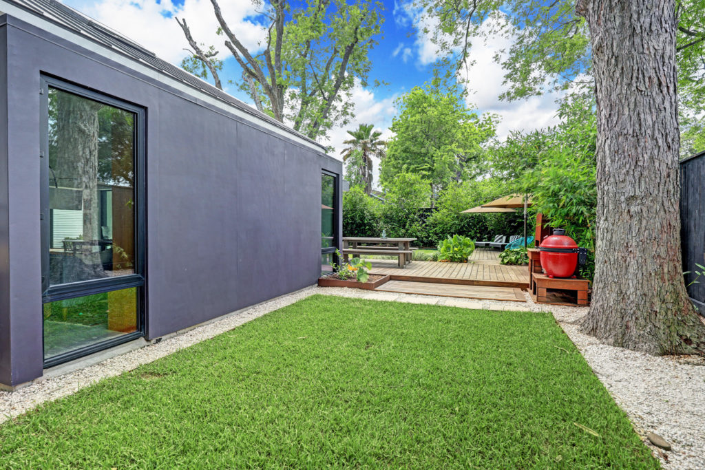 A modern touch at 717 East 21st St. in The Heights. (Photo by TK Images)