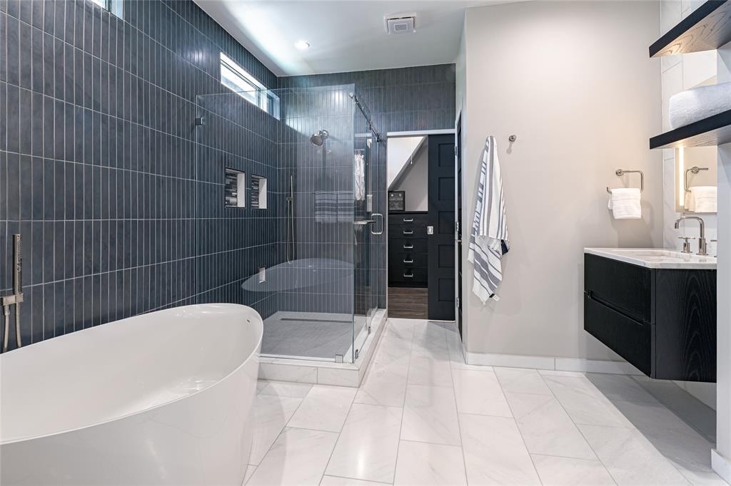 The primary bath is filled with Kohler Signature pieces.   (Photo by  Sean Gallagher)