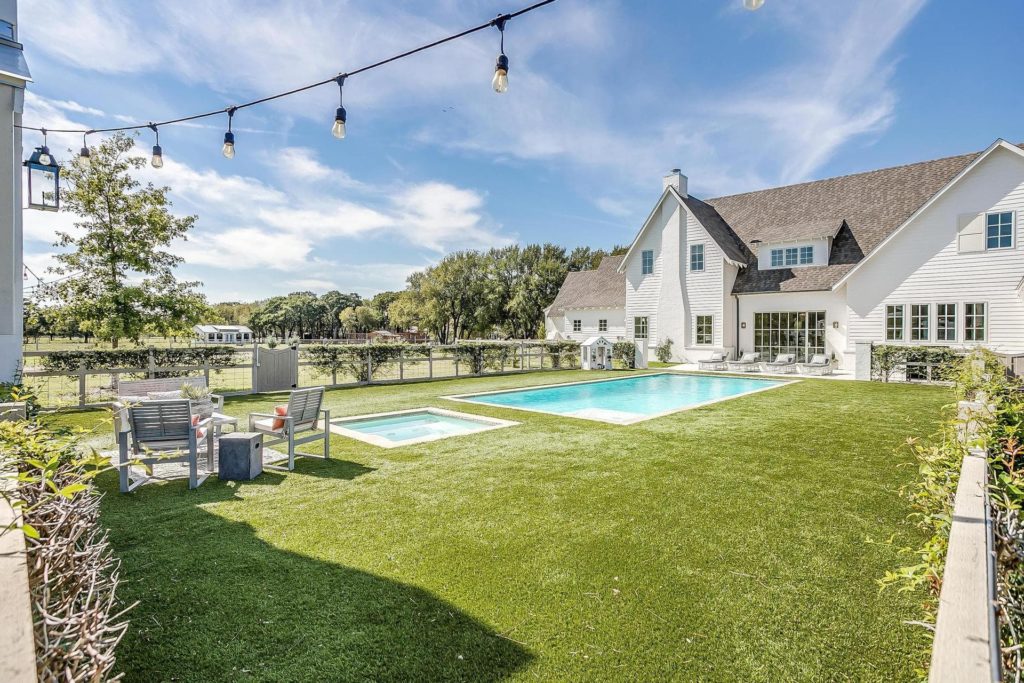 A true Hampton's resort in Aledo ISD at 8692 FM 1187.