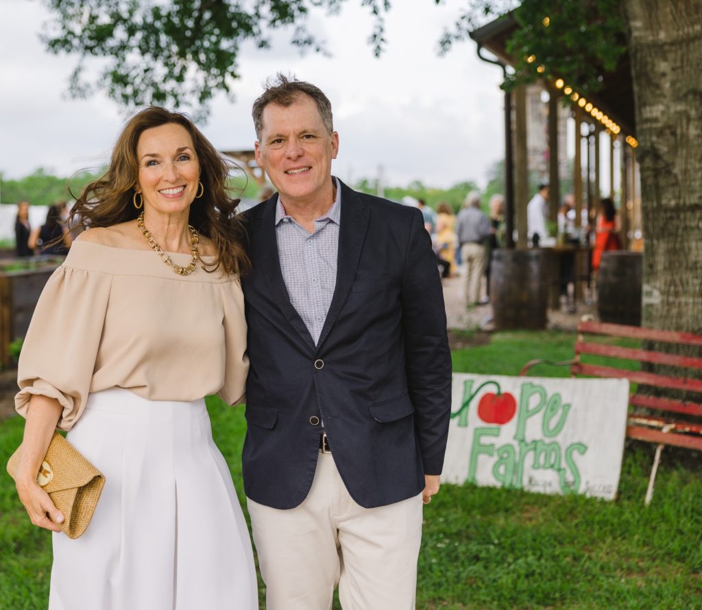 Allison & Steve Hendrickson at the Recipe for Success Delicious Alchemy Banquet at Hope Farms (Photo by Daniel Ortiz)