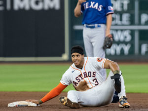 Houston Astros behind Justin Verlander, beat the Texas Rangers 2-1 Saturday night May 21, 2022 at Minute Maid Park