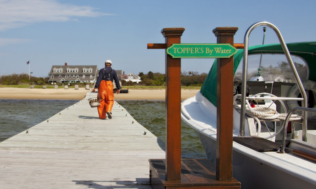 Culinary experiences at TOPPER'S are the talk of the town (courtesy White Elephant Resort)