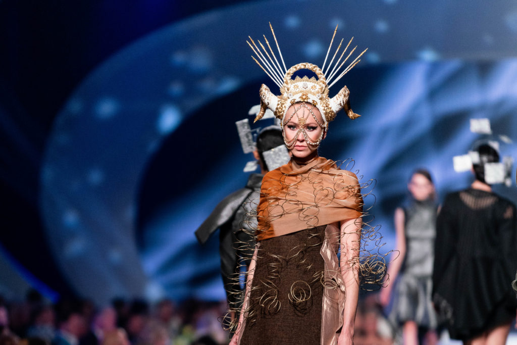 A structural headpiece (Photo by Joseph Brewster)