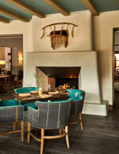 Fireside dining at SkyFire (Photo by Auberge Resorts Collection)