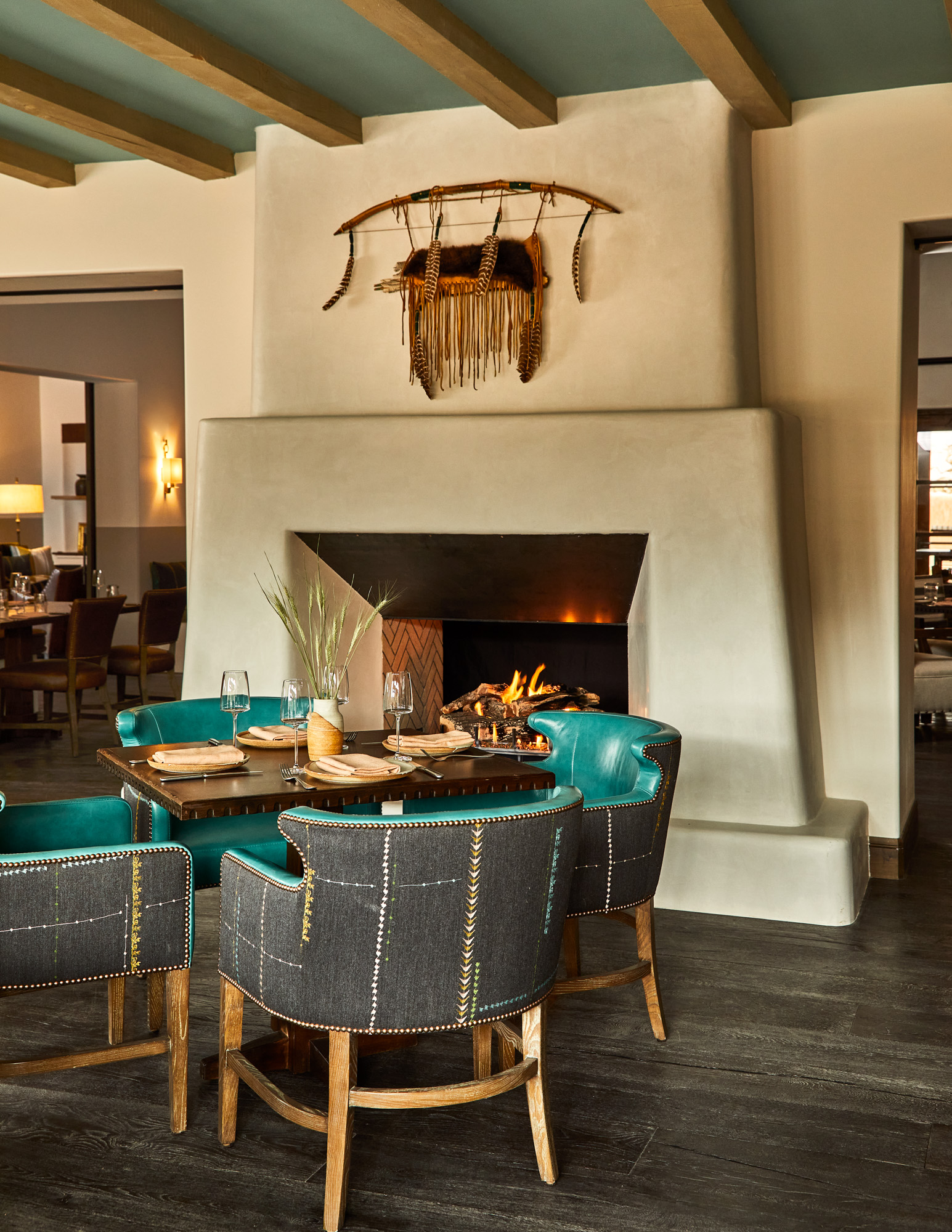 Fireside dining at SkyFire (Photo by Auberge Resorts Collection)