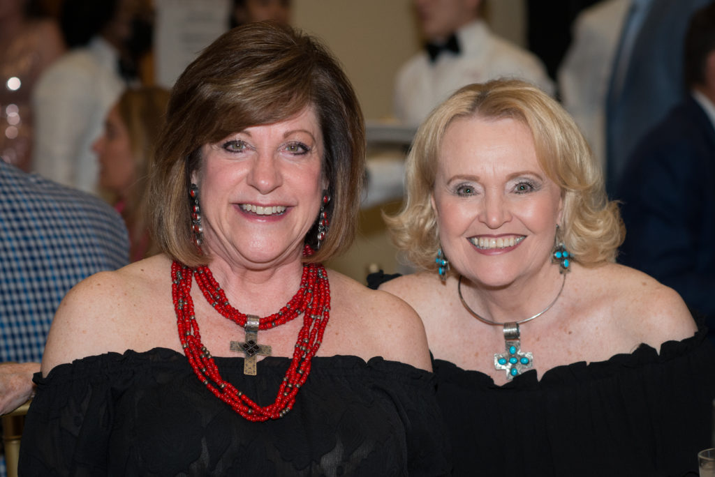 Becky Renfro Borbolla, Beverly Powell