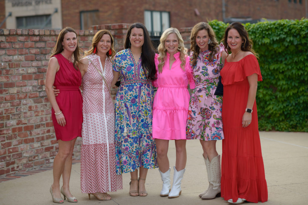 Shannon Hinkle, Vanessa Grinnell, Michelle Hughey, Jen Riggs, Kristen Buchanan, Maggie Cleveland 