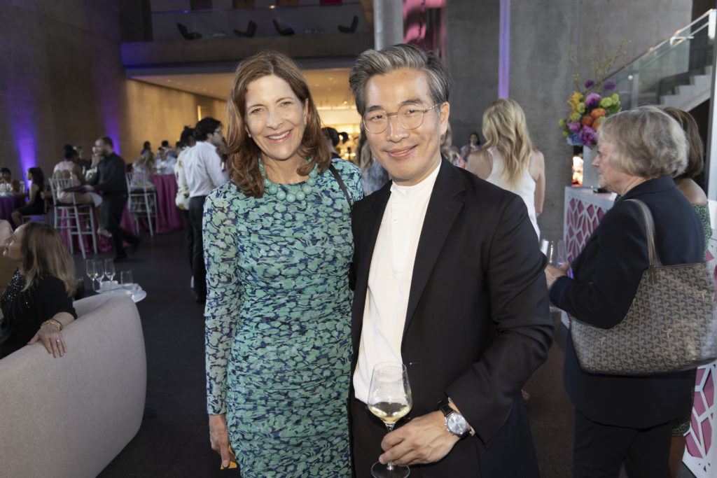 JoAnne Northrup, Jeffrey Lee (photo by, Kim Leeson)