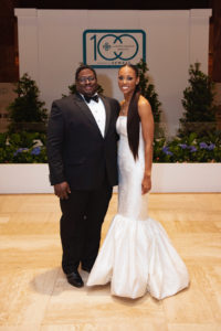 Ketric Sanford and Junior League of Dallas President Christa Sanford (Photo by Tamytha Cameron and Celeste Cass)