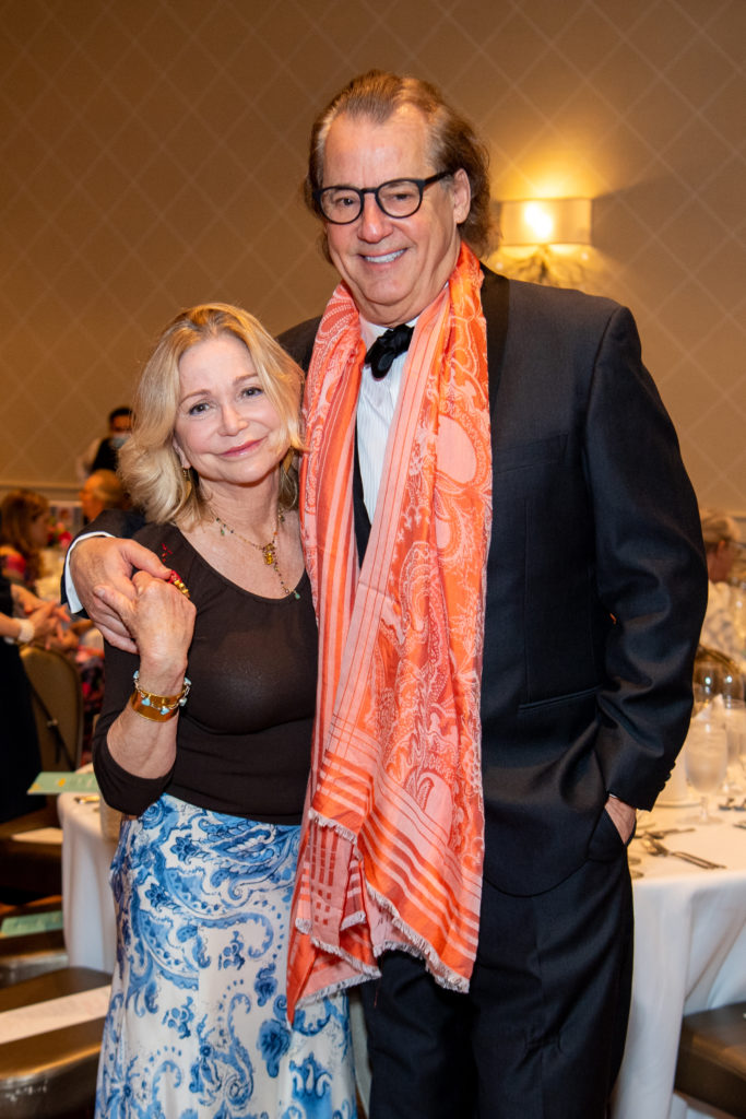 Mimi & Robert del Grande at the 2022 Inprint Poets & Writers Ball  (Photo by Michelle Watson, CatchLightGroup.com)