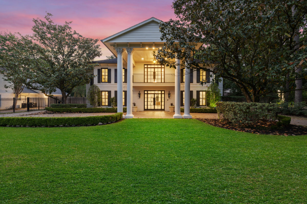 This Sprawling Hunters Creek Village Estate is a True Luxury Oasis Just