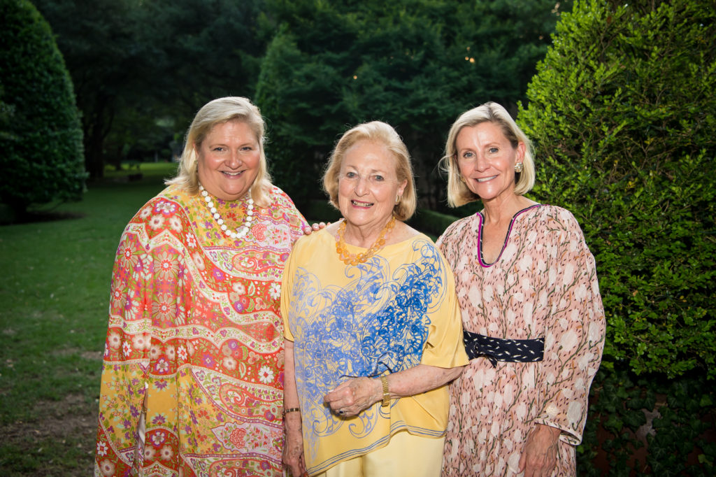 Suzanne McGee, Margot Perot, Nancy Perot Jones (Photo by Don Alexander)