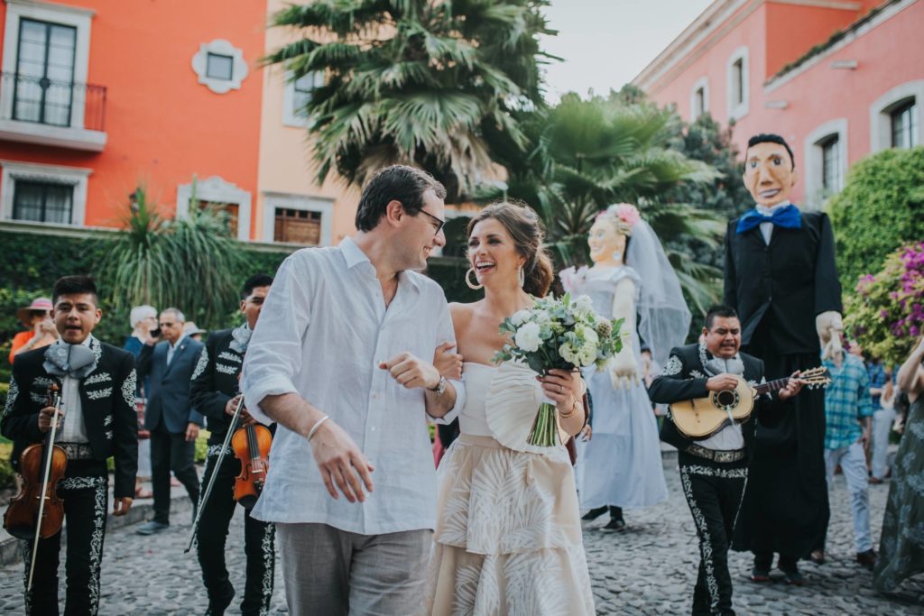 Rosewood San Miguel offers a Mojigangas Workshop to get a first hand look at the history and innovation involved in the famous giant papier-mâché puppets that are a part of so many San Miguel celebrations. (Photo by Rox de Luna)