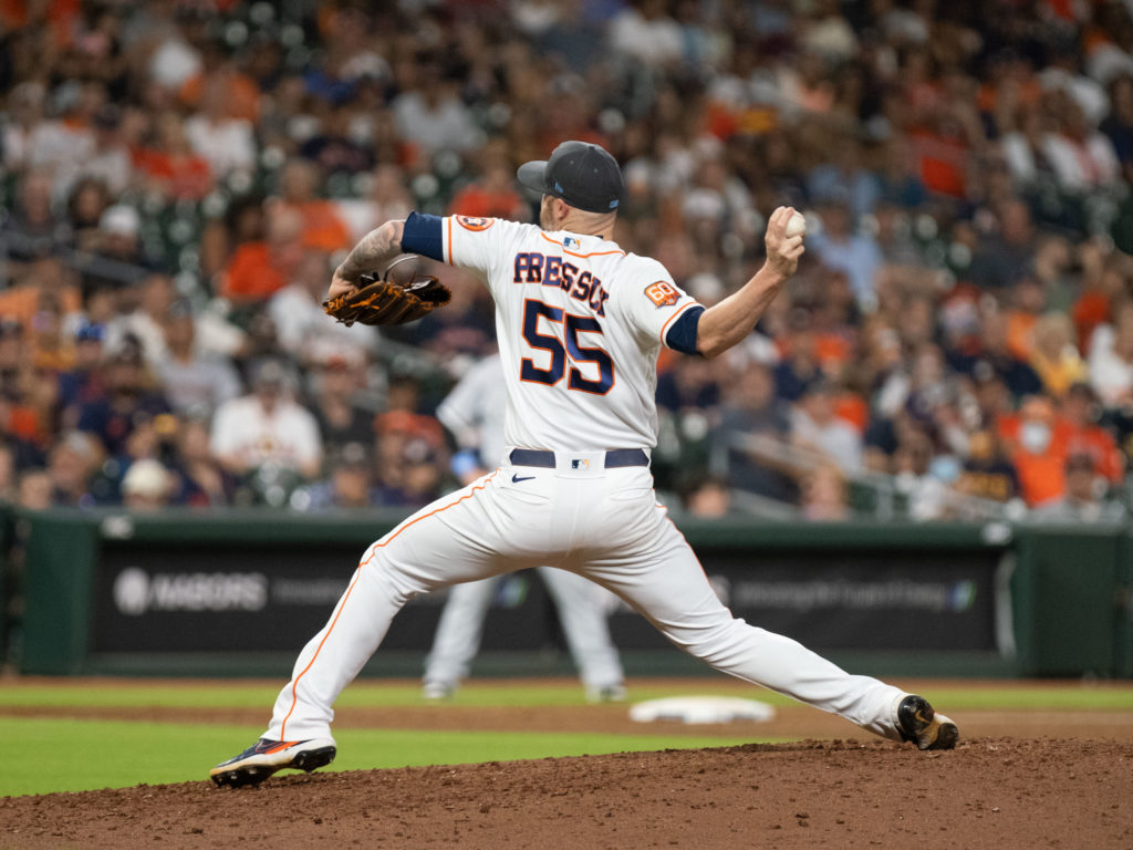 Houston Astros sign closer Ryan Pressly to two-year deal