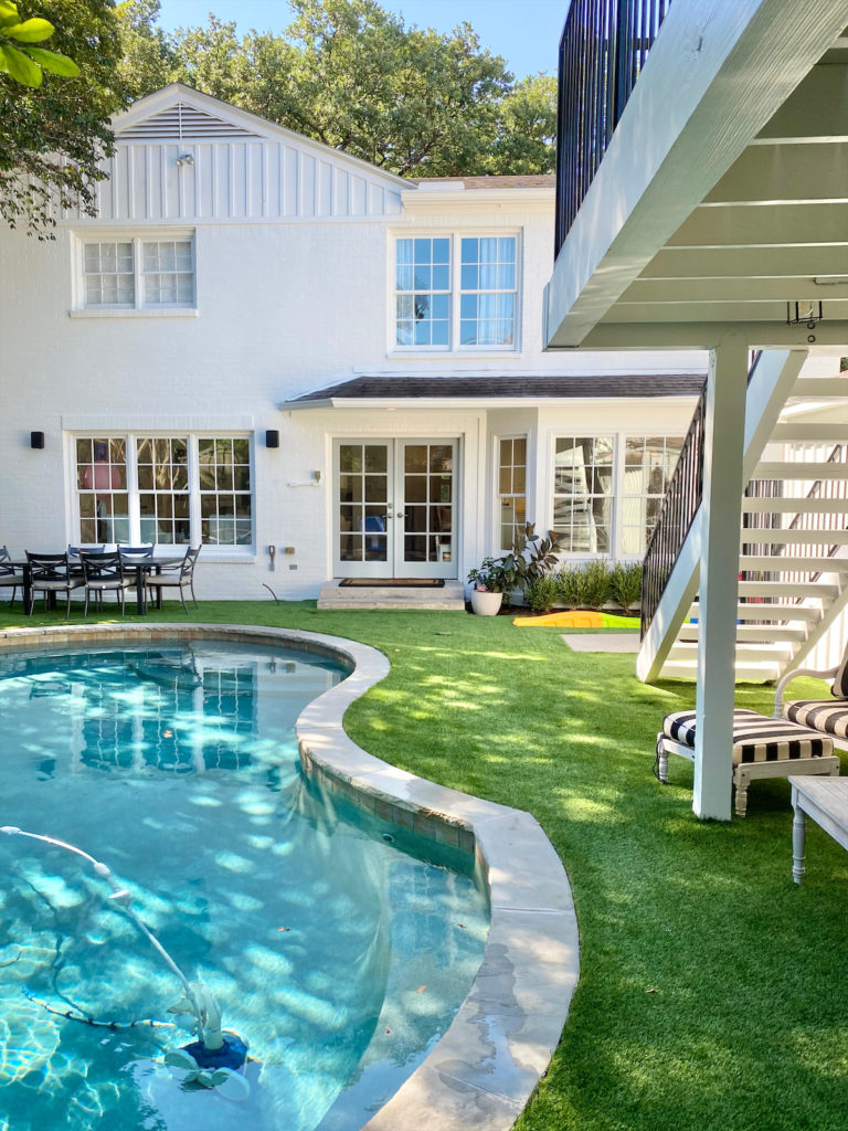 The Carrolls opted for AstroTurf for a perennial green that's easy to clean.