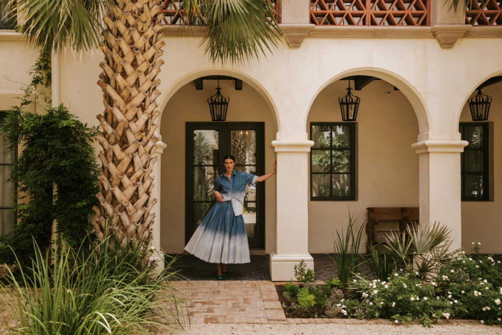 A model wearing a look from the Brandon Maxwell spring 2023 collection at the Commodore Perry Estate. (Photo by Kristen Kilpatrick)