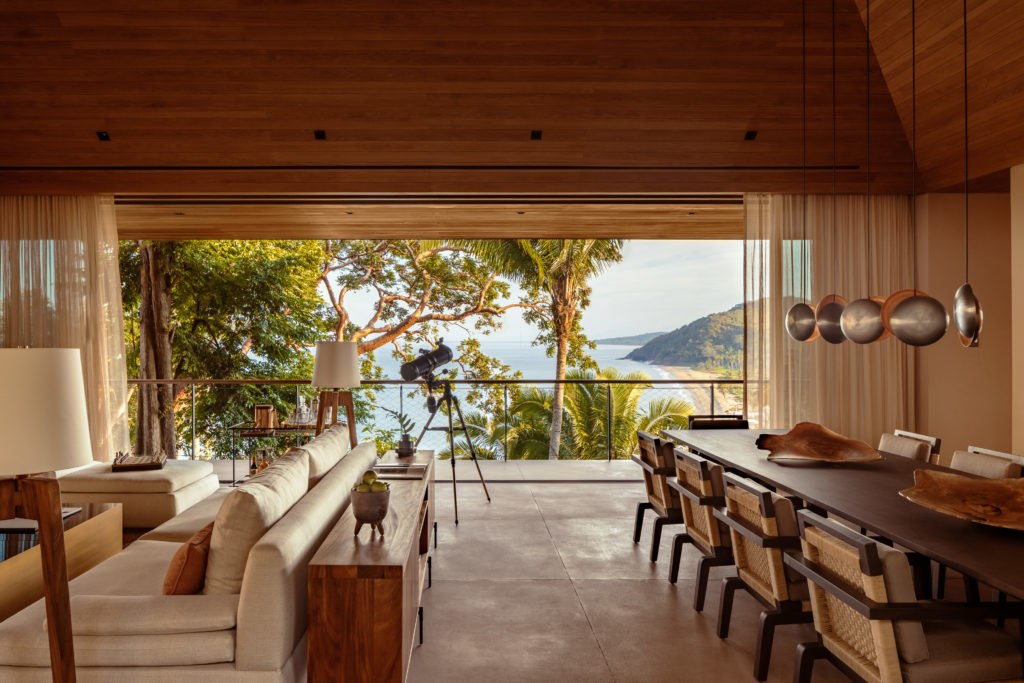 Based on the specific homesite’s relation to the land and viewpoints, each Mandarina home floor plan is completely unique based on the undulations of the hills and existing vegetation. 
