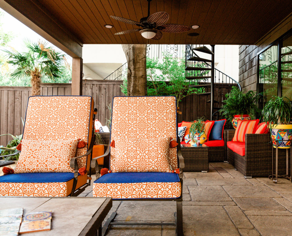 Colors and patterns elevated the Spanish-inspired aesthetic.