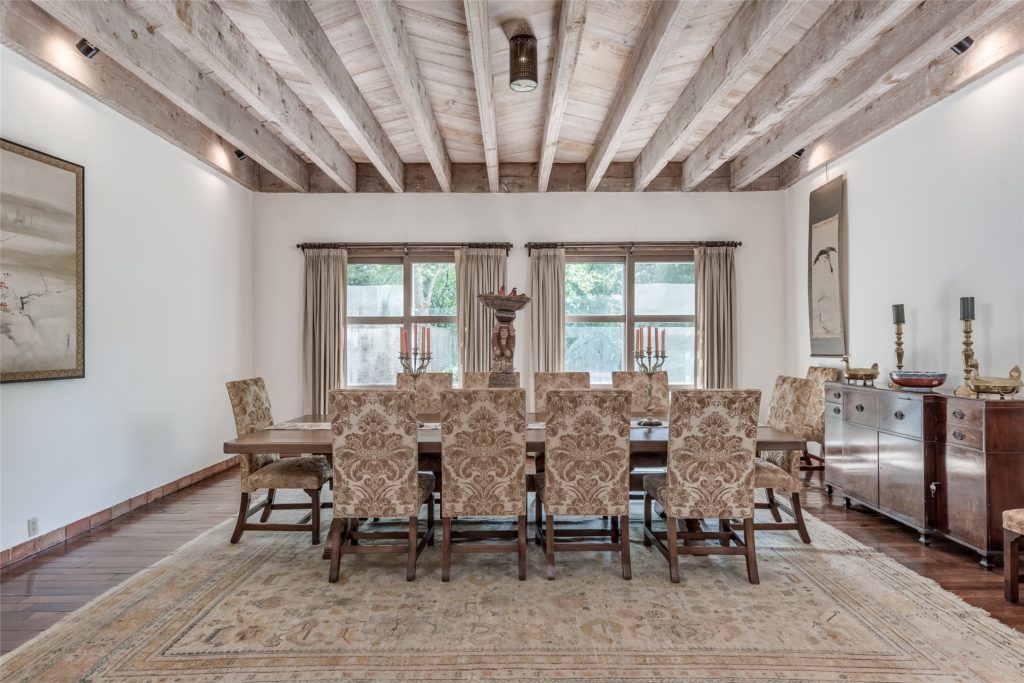 3 Longbow Lane (Photo by Patrick Bertolino for Sotheby's International Realty)