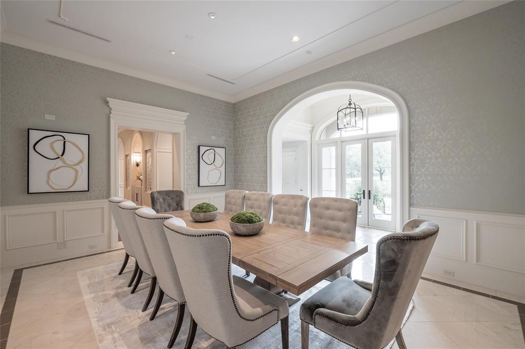 The perfect place to entertain and relax with friends.