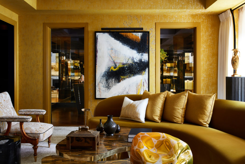 For longtime clients in Paradise Valley, Arizona, Drake/Anderson found that sinuous sensuality is a surefire way to infuse an interior with allure. (Photo by Stephen Kent Johnson)